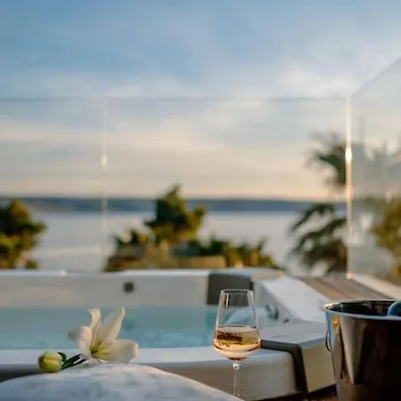 Exclusive Calma I - Heated Pool&spa Sea View Starigrad Paklenica