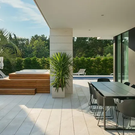 Exclusive Calma I - Heated Pool&spa Sea View Villa Starigrad Paklenica
