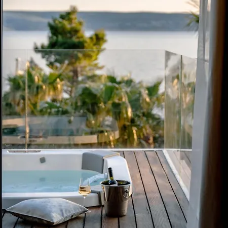 Willa Exclusive Calma I - Heated Pool&spa Sea View Starigrad Paklenica