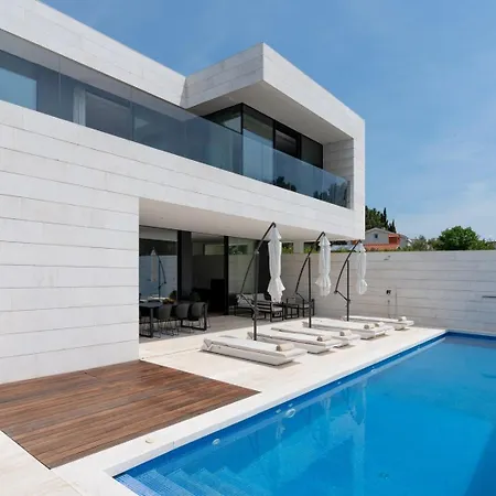 Exclusive Calma I - Heated Pool&spa Sea View Starigrad Paklenica